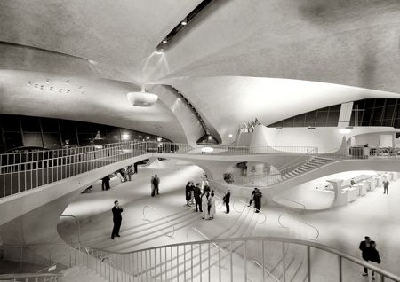 Eero Saarinnen, Kevin Roche und John Dinkeloo mit Amman & Whitney, TWA-Terminal, JFK International Airport, New York, 1956-62