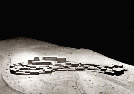 Ludwig Mies van der Rohe, Wei&szlig;enhofsiedlung, Stuttgart, Gipsmodell des ersten Bebauungsplans, 1925